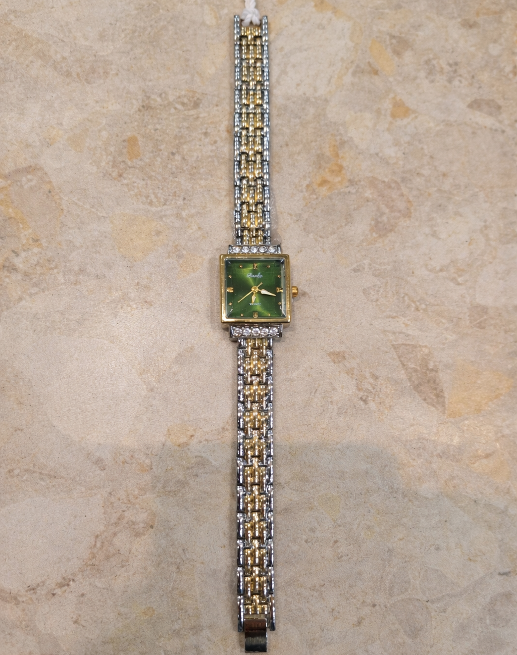 Watch-WA1012